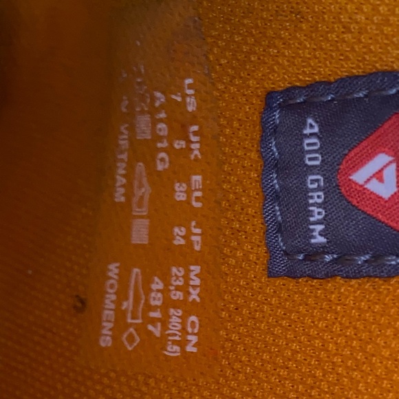 Women’s Timberland size 7 - Picture 5 of 5